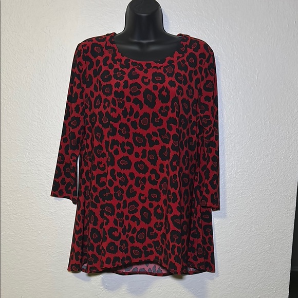 Anne Klein Tops - Anne Klein Red and Black Patterned Blouse
